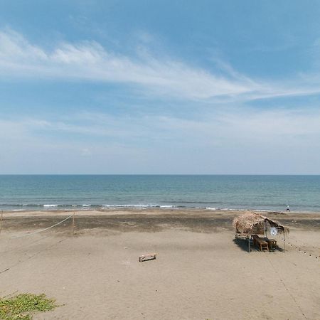 E. Moreno Recreation Beach Resort Ilocos Sur Candon Exterior photo